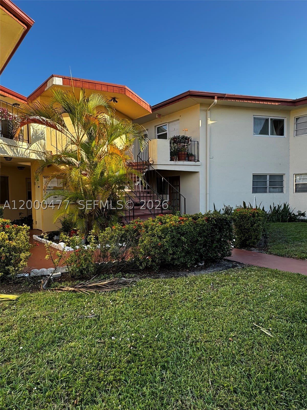 1601 NE Miami Gardens Dr – photo 5