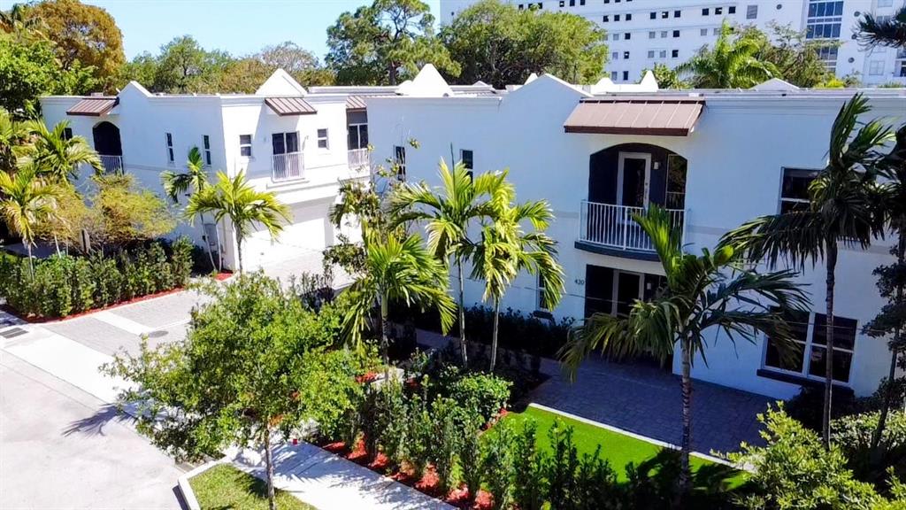 420 Southeast 16th Street – photo 2