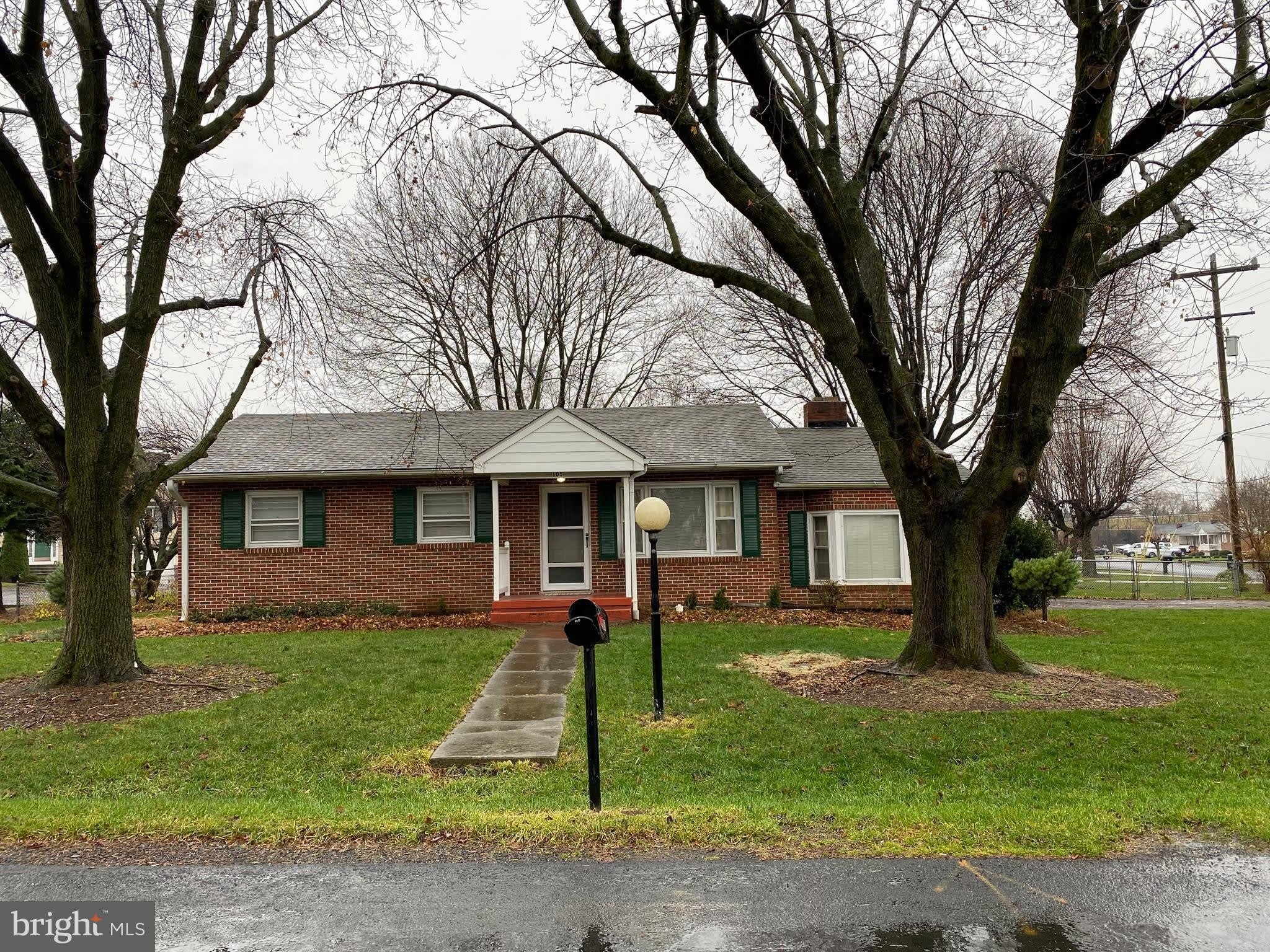 105 FAY Street – photo 2