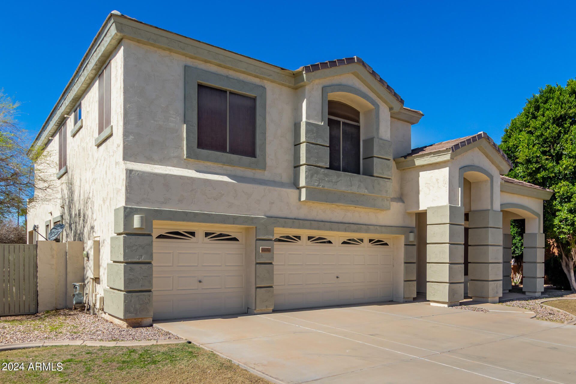 504 N SWALLOW Lane – photo 3