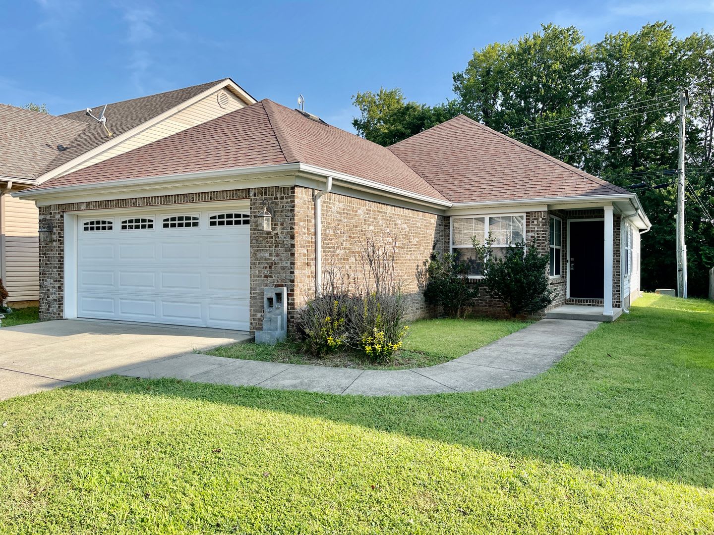 3 Bedroom Ranch in Coventry! – photo 2