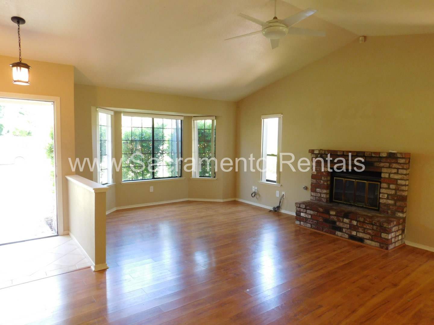 Charming Fair Oaks 3Bd 2Ba Home Near Fair Oaks San Juan Ave – photo 5
