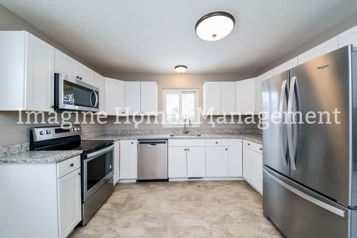 6645 Forest Glen Avenue – photo 4
