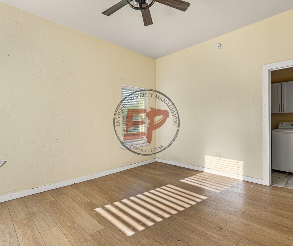301 North Guadalupe Street – photo 3