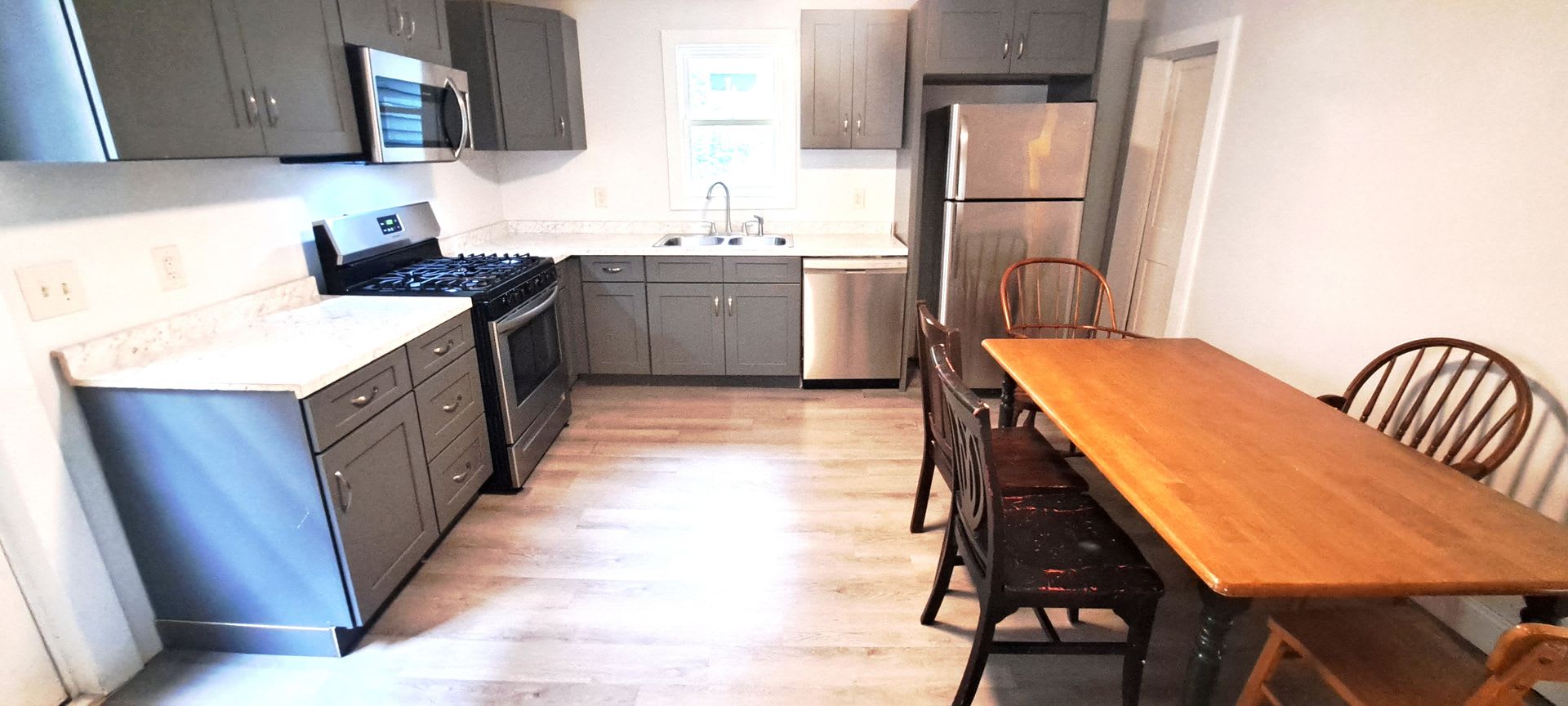 112 Hudson St – photo 2