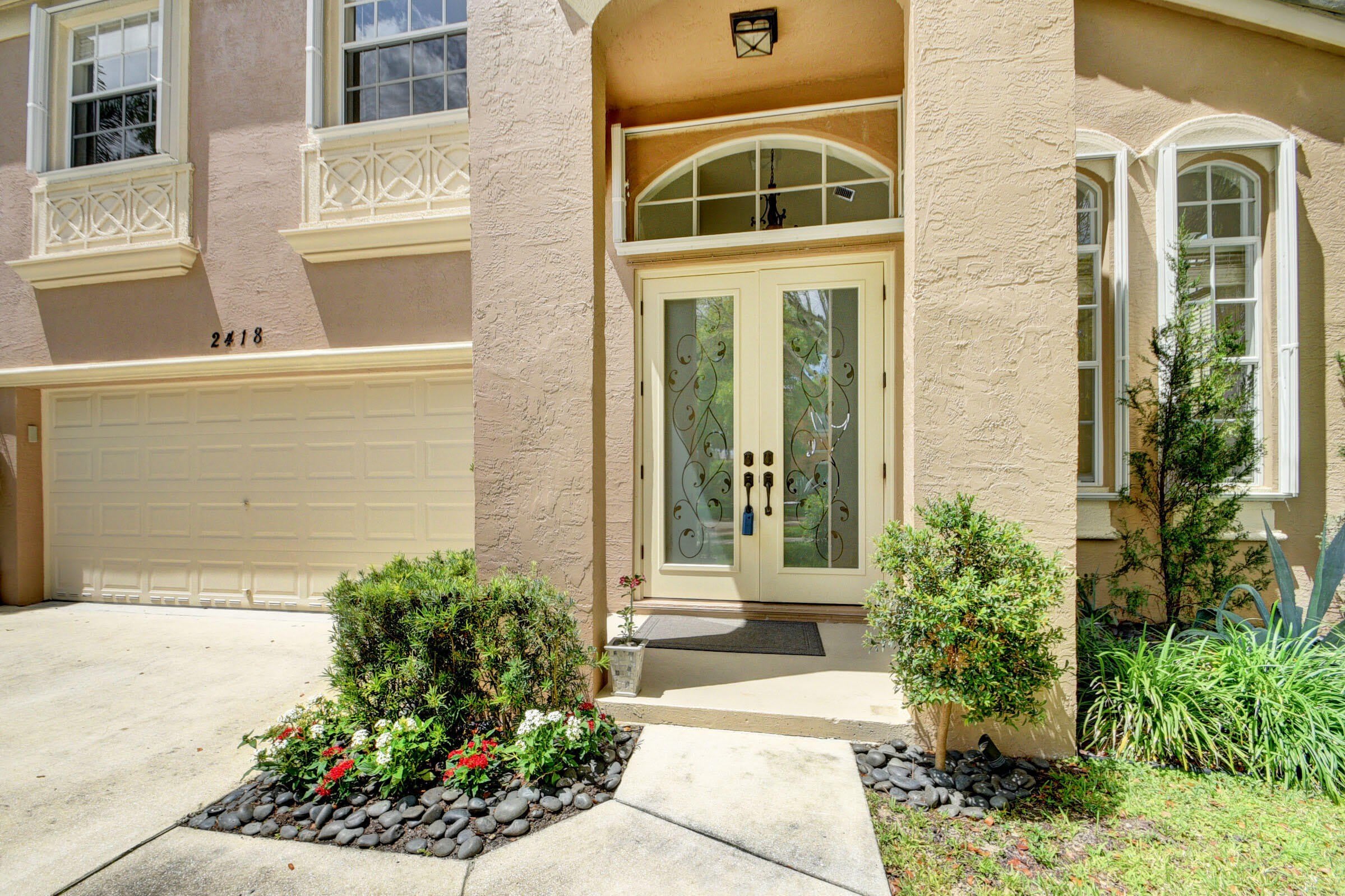 2418 Westmont Drive – photo 3