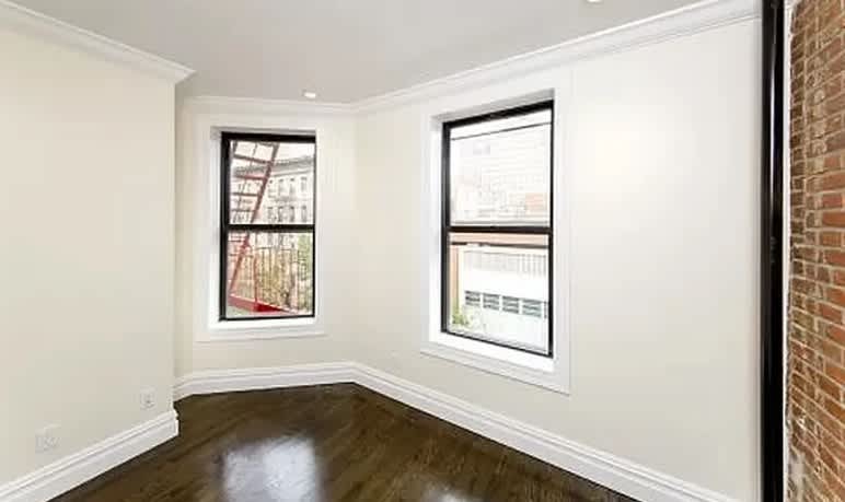 346 E 13th St – photo 3