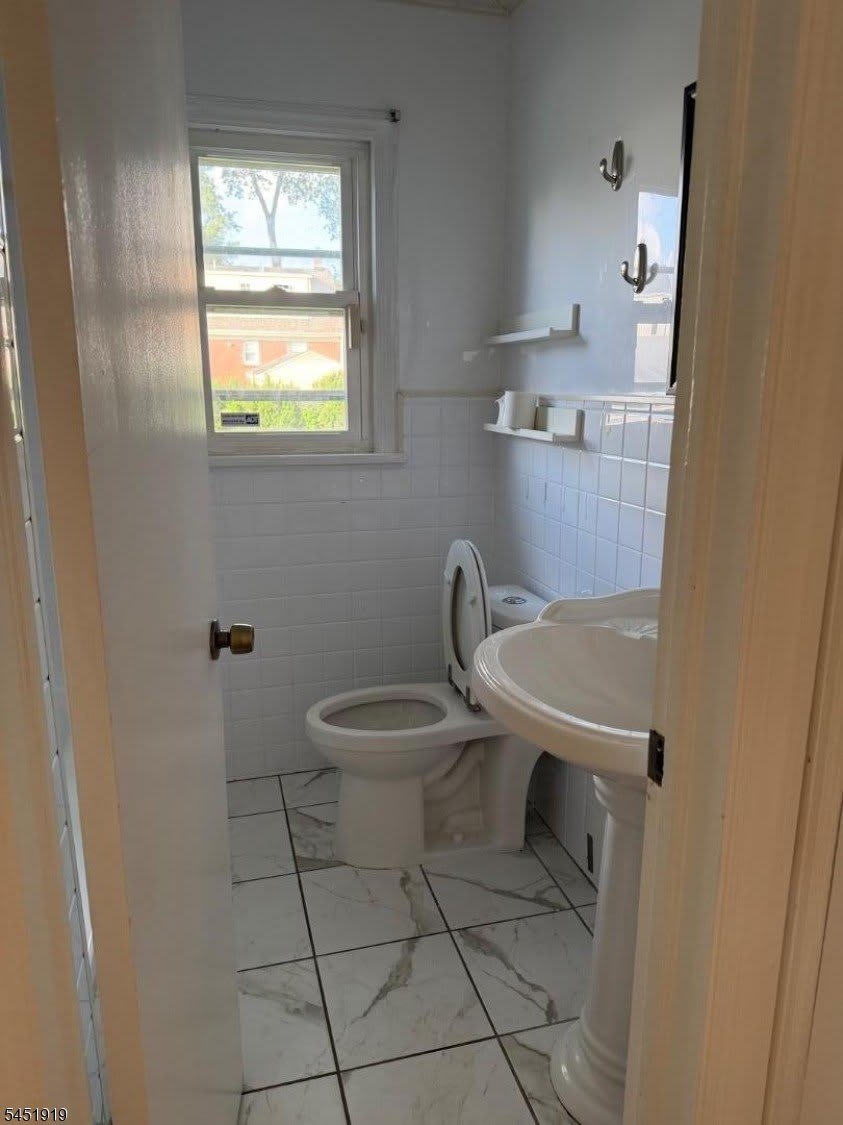 396 Union Ave – photo 3