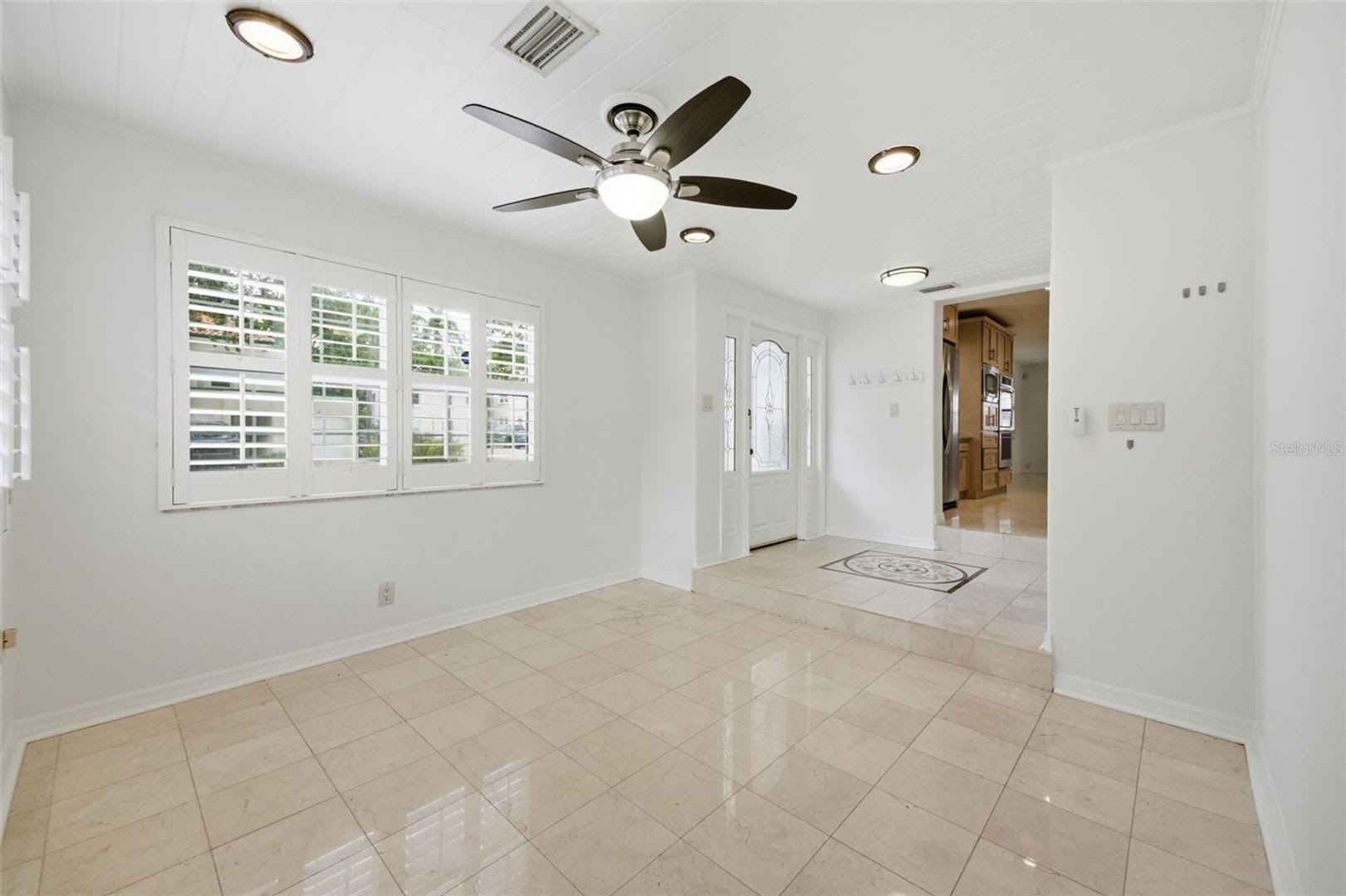 2512 W. Kansas Ave – photo 3