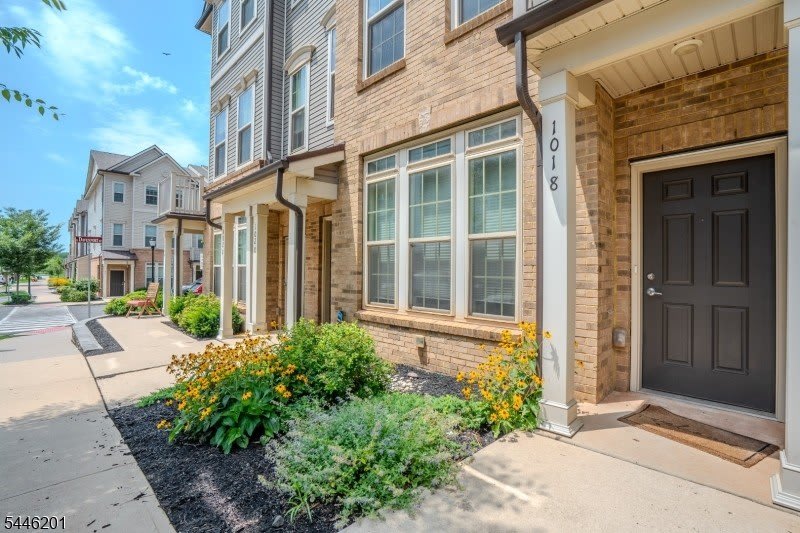 1018 Station Rd – photo 3