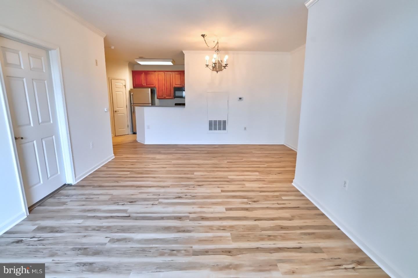 21216 MCFADDEN SQ #108 – photo 5