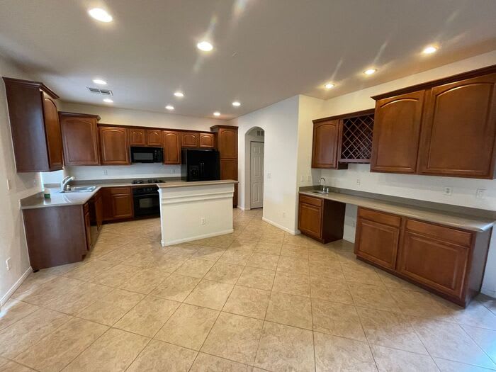 9778 Twin Ponds Court – photo 2