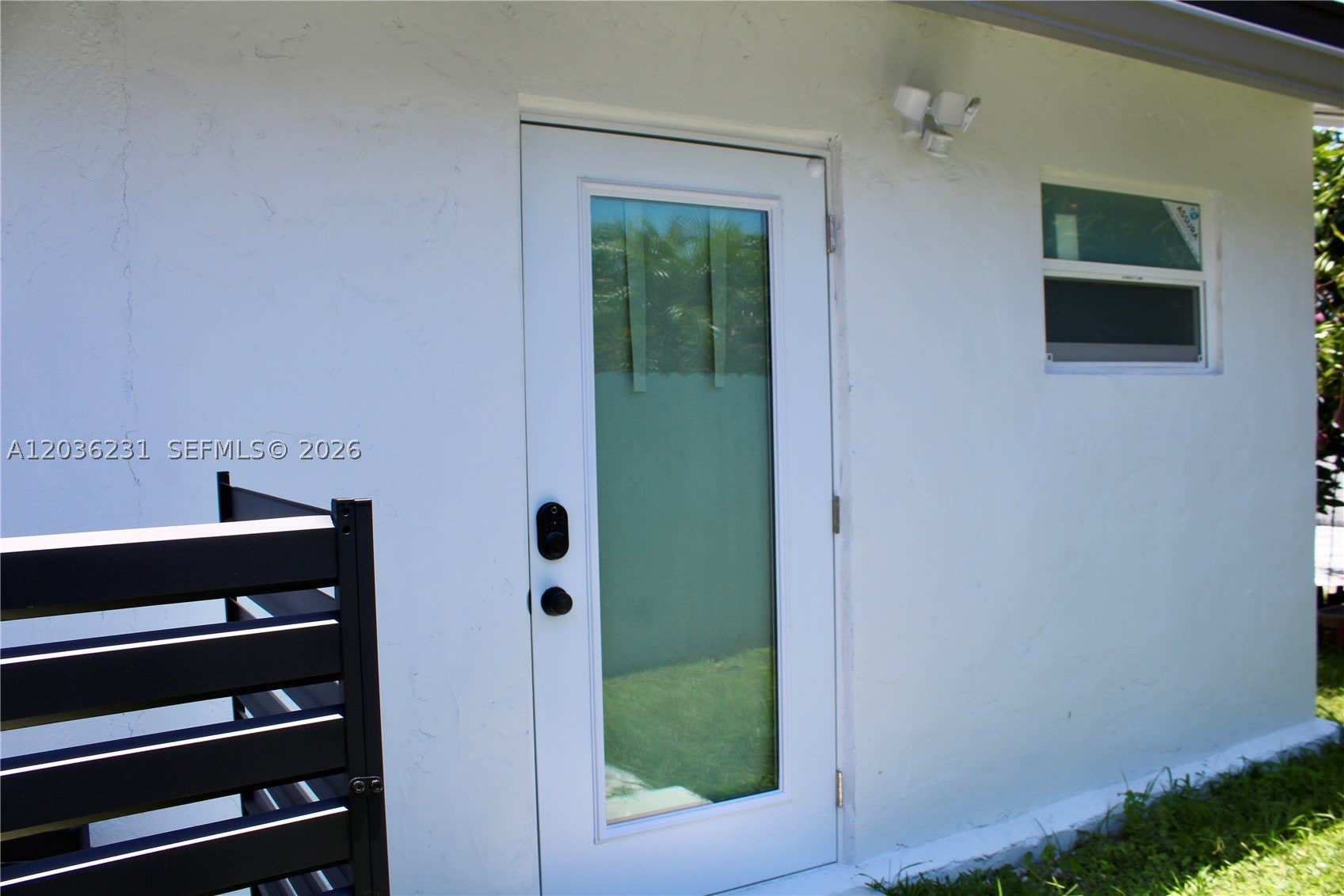 14670 SW 150th St – photo 2