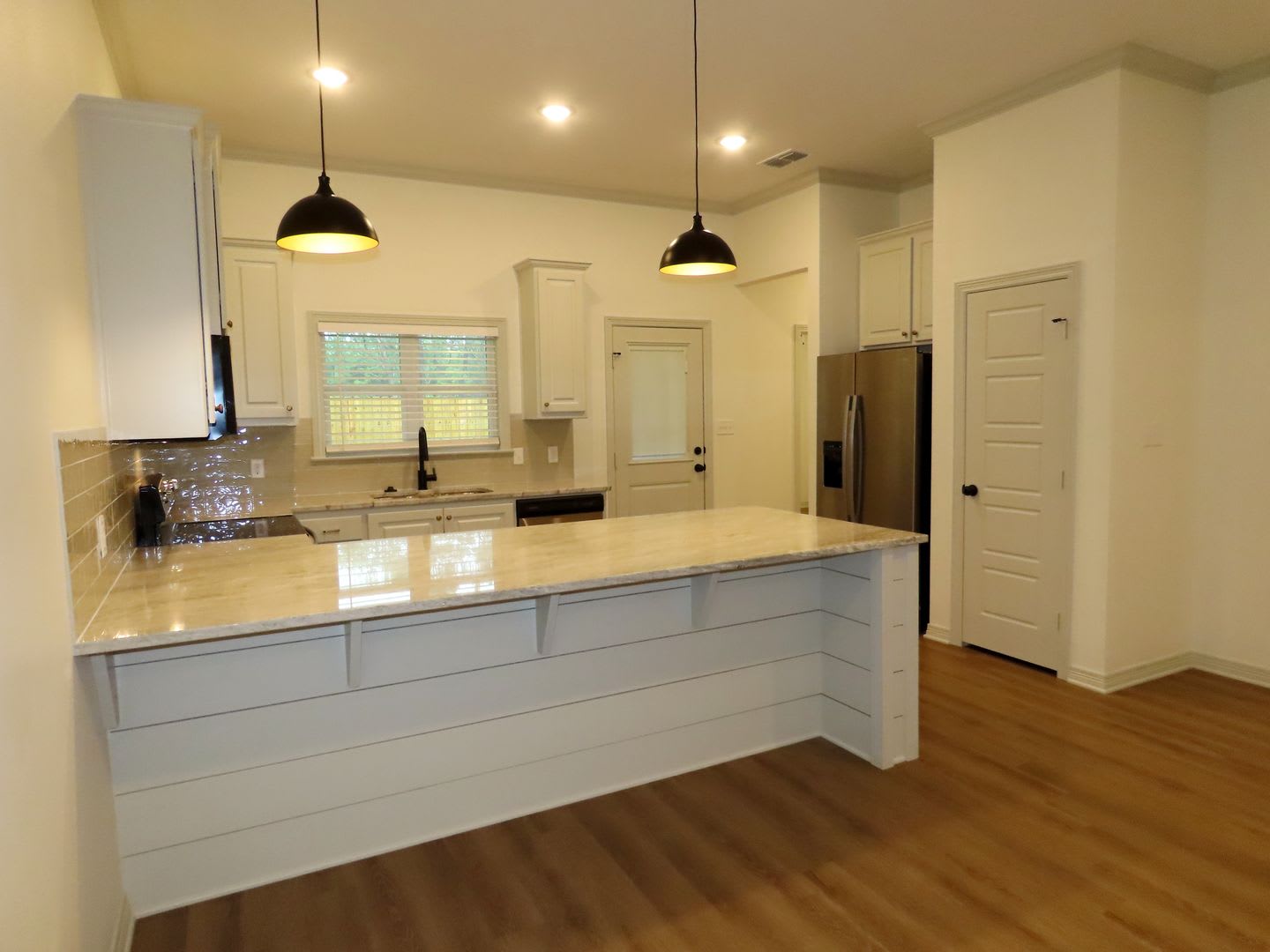 Gorgeous 4 Bedroom, 2 Bath Home in Tyler! – photo 5