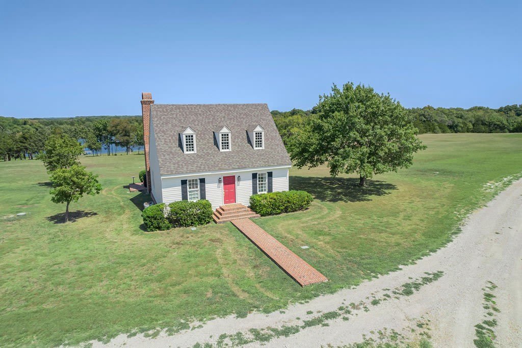 737 Gattis Lane – photo 3