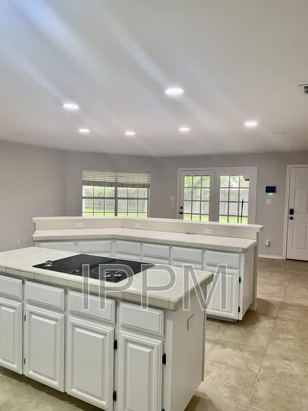 2605 Mark Cir – photo 5