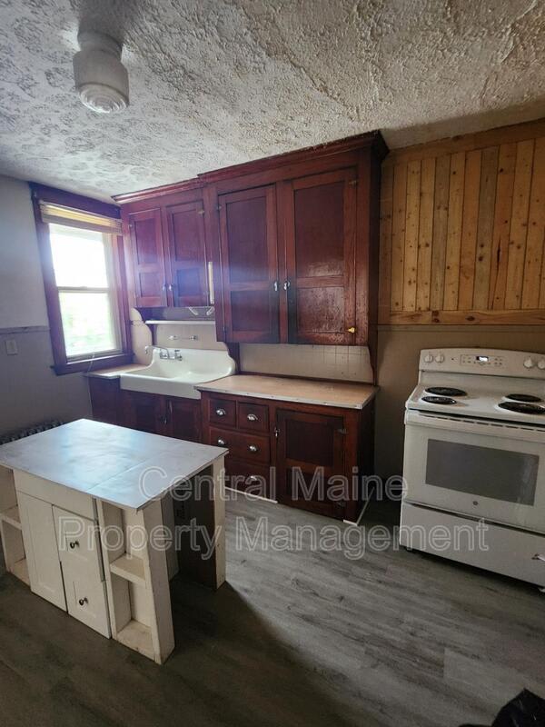 76 Ash Street – photo 2