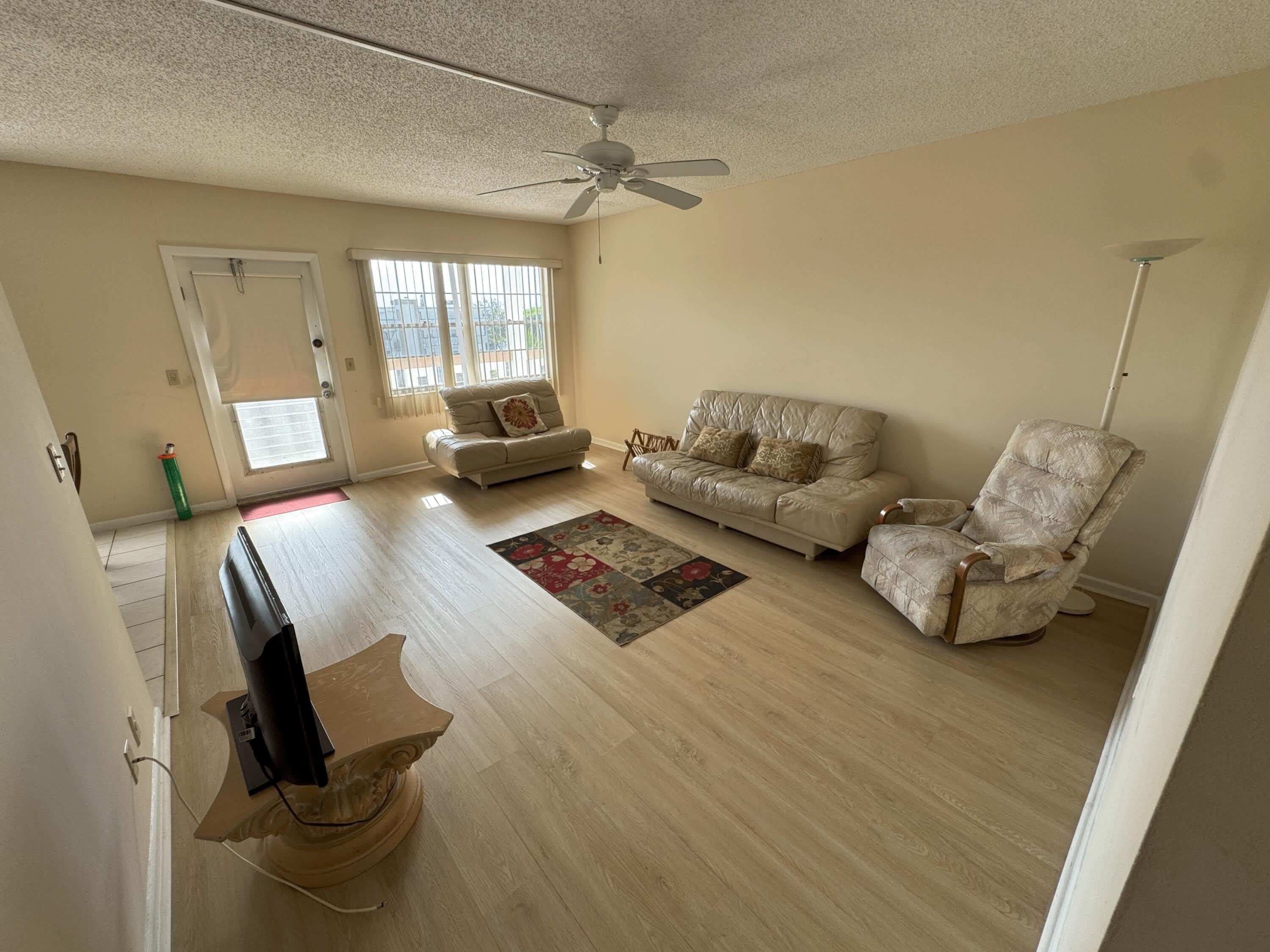 4075 CORNWALL D – photo 4