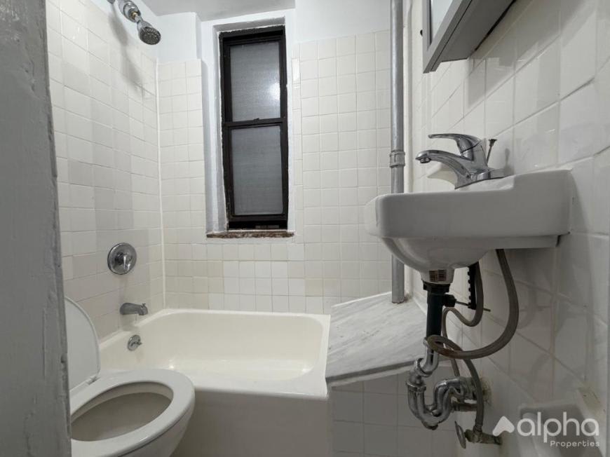 321 East 108th Street – photo 5