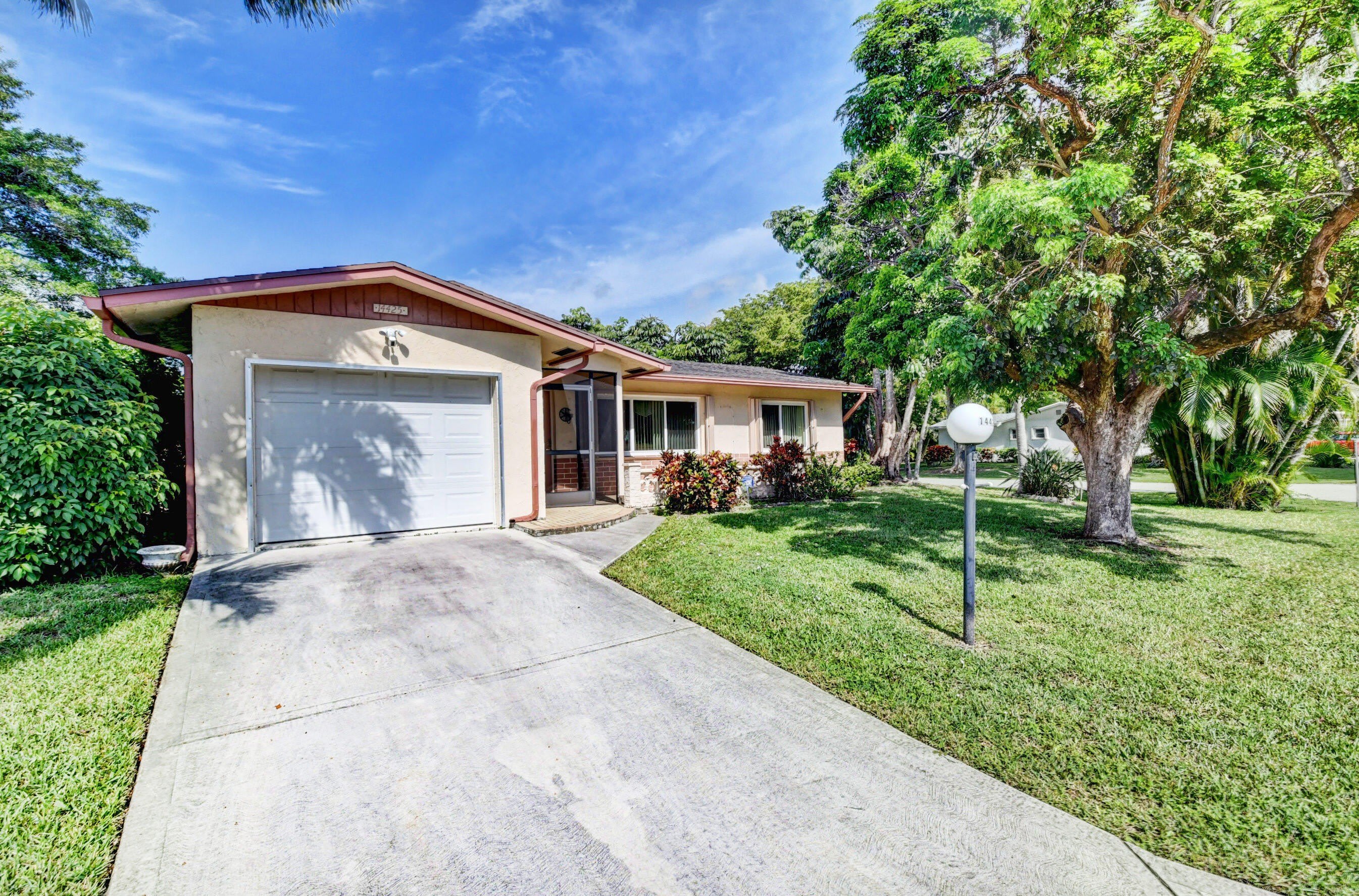 14425 Amapola Way – photo 2