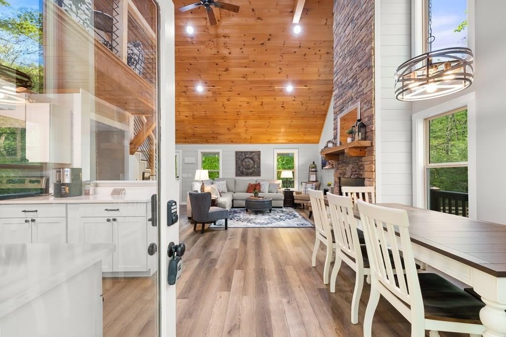 17 Vista Chalet Drive – photo 3