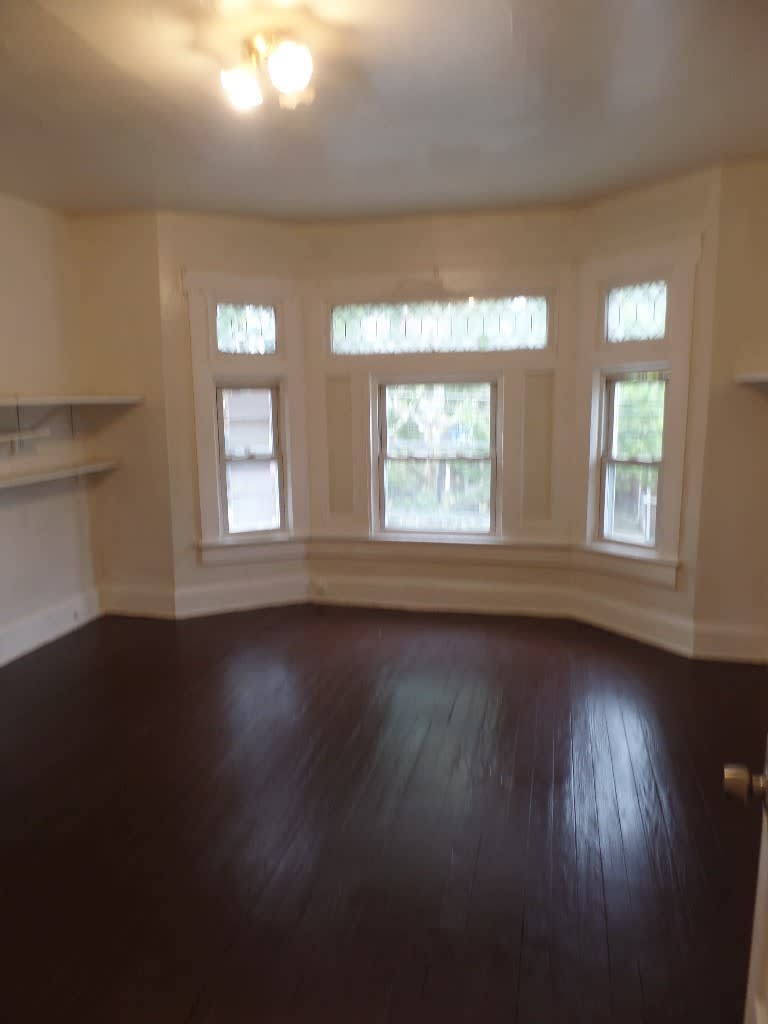 Big House 5 Beds 2 5 Bath – photo 5
