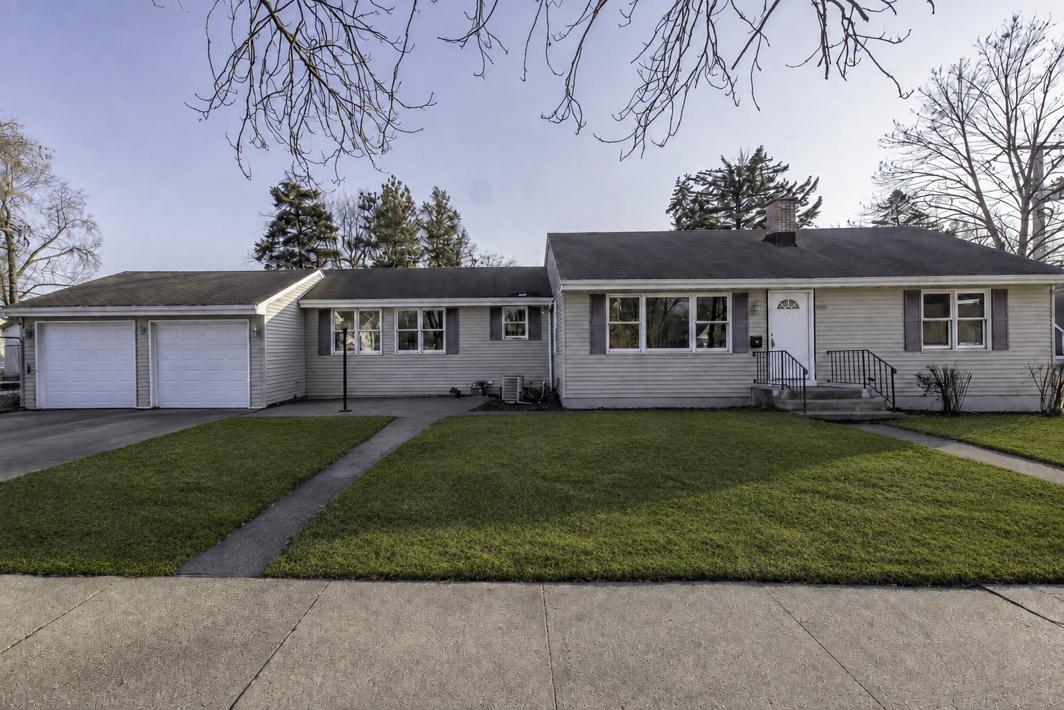 821 12th Street – photo 1