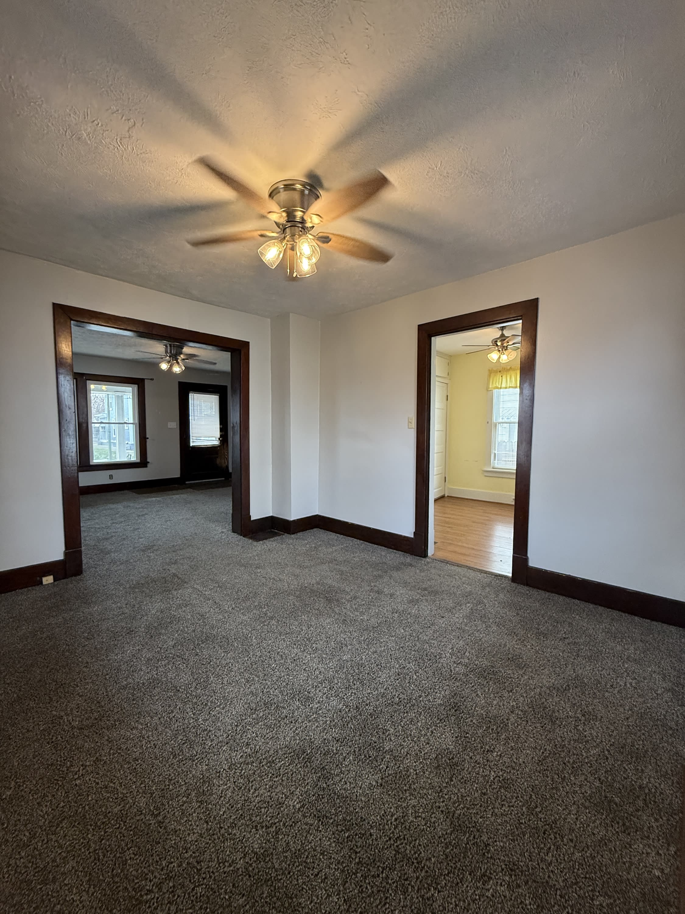 3221 Wayne Avenue – photo 5