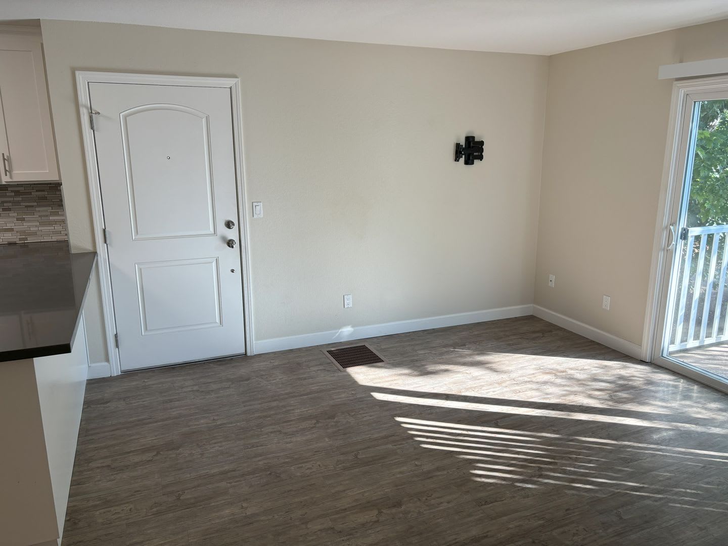 Beautiful 2Br/1Ba Condo by the Beach – photo 4