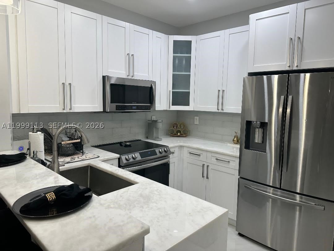 7690 S Southwood Cir – photo 1