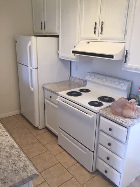 121 Oakwood Rd. – photo 3