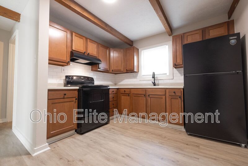 3090 Grasmere Ave – photo 5