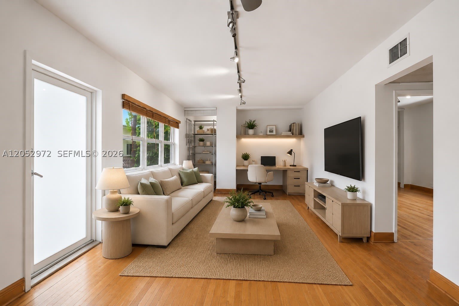 1100 Venetian Way – photo 3