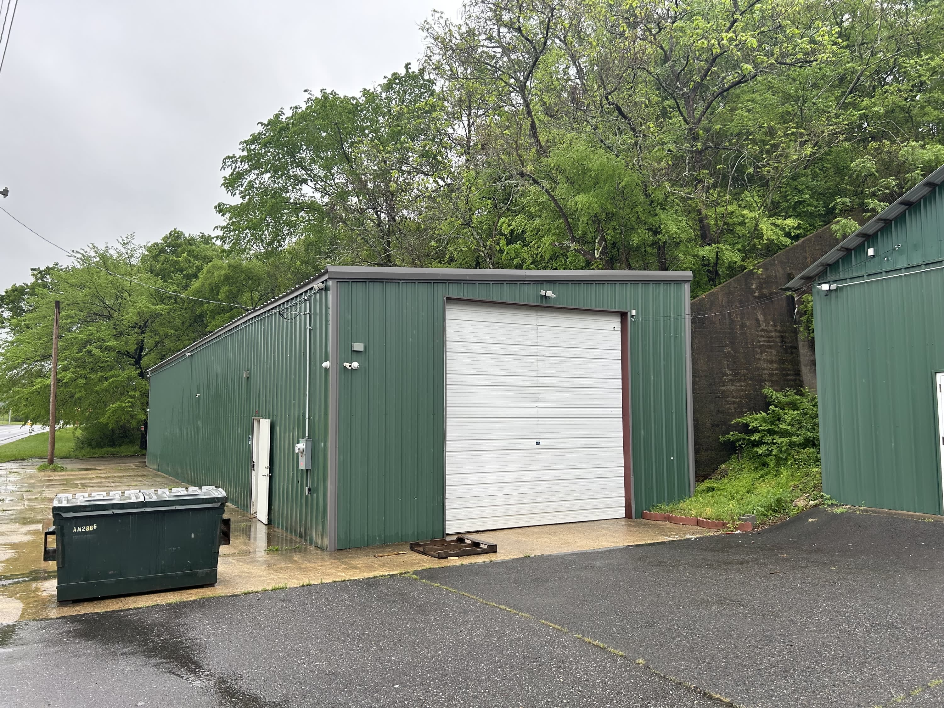 404 Gulpha Street – photo 1