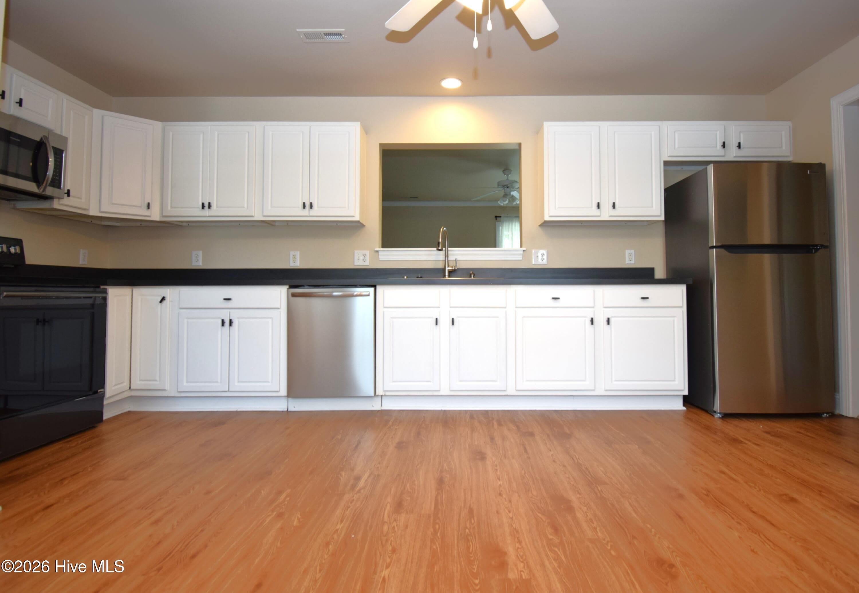 4009 Lucerne Court – photo 4