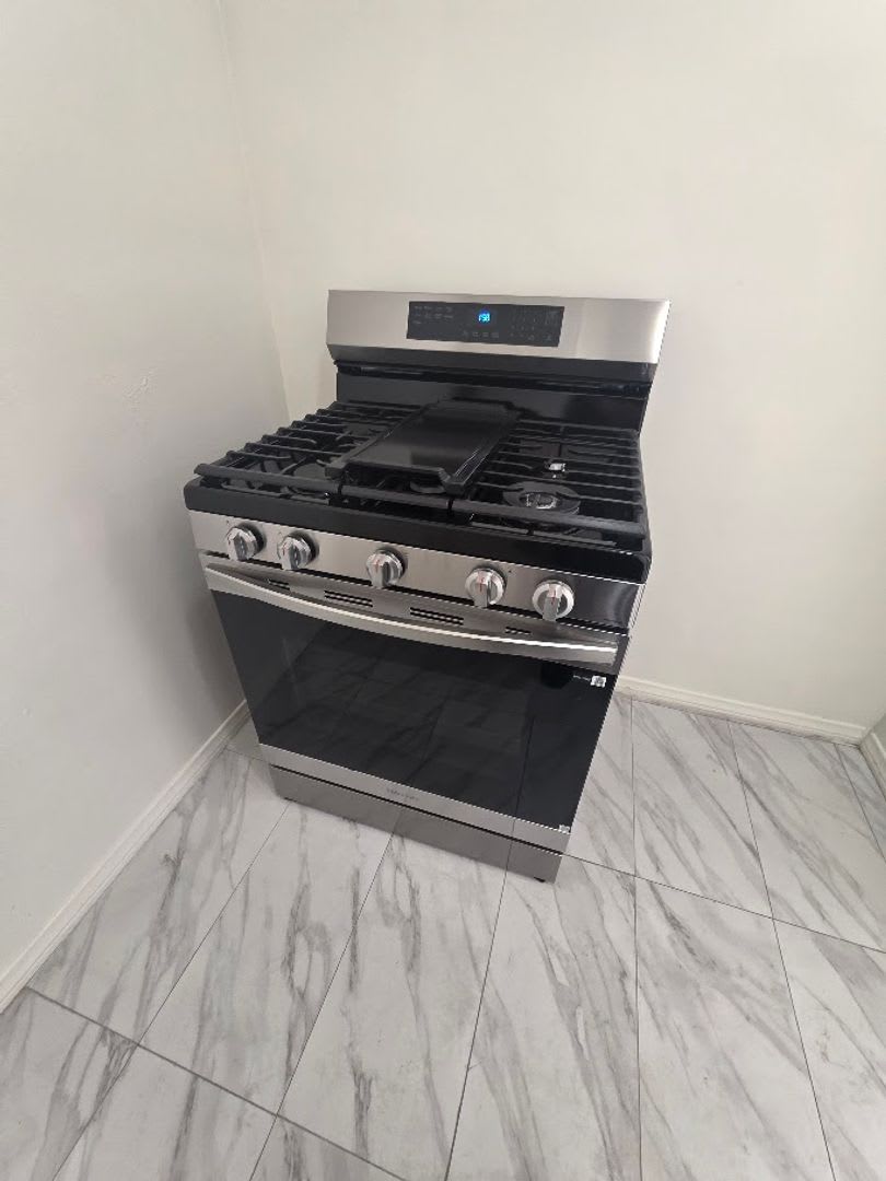 1 Bd 1 Ba Condo In Downtown Long Beach W Move In Special – photo 4
