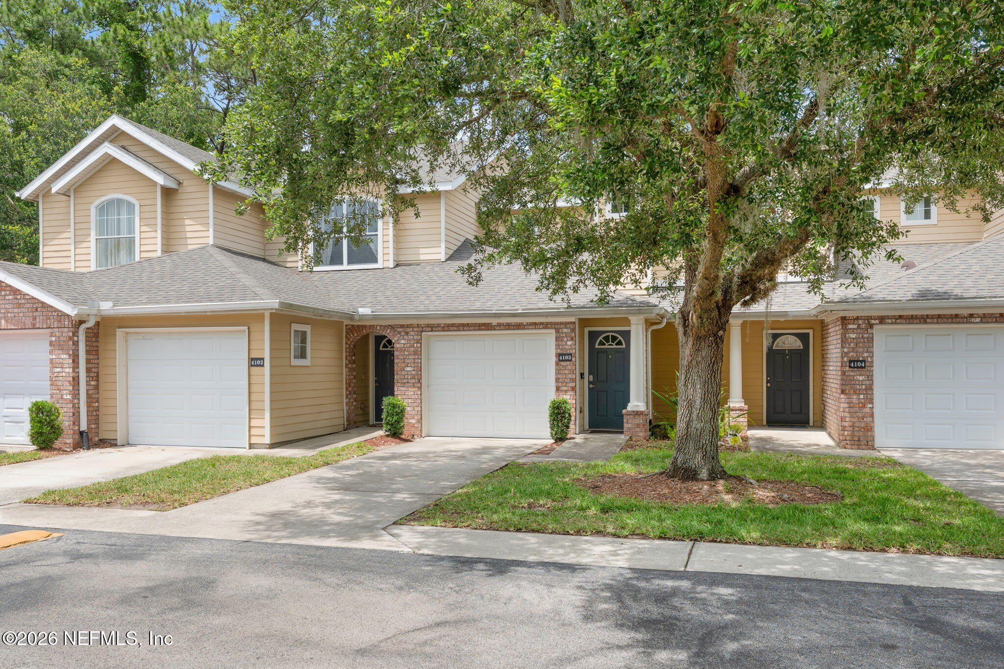10200 BELLE RIVE Boulevard – photo 2