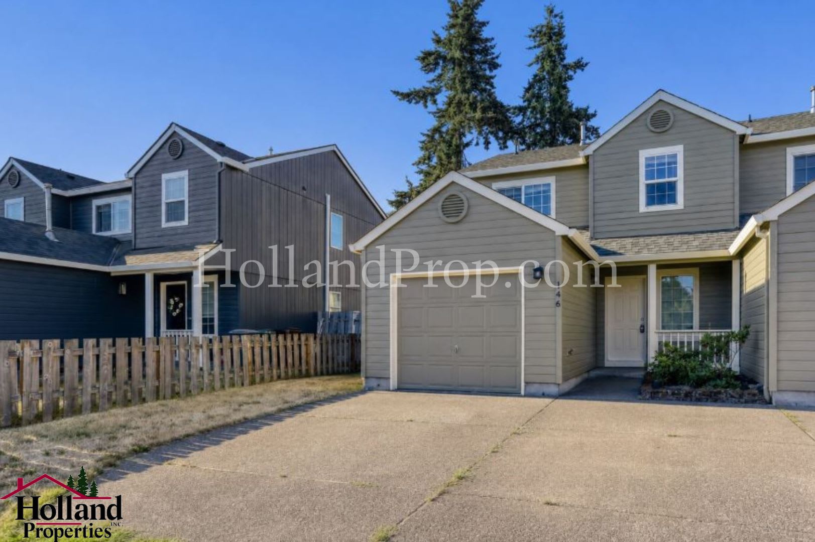 Inviting 3 Bedroom Townhome In Prime Hillsboro Location New Best Price 2 195 And Reduced Security Deposit – photo 2