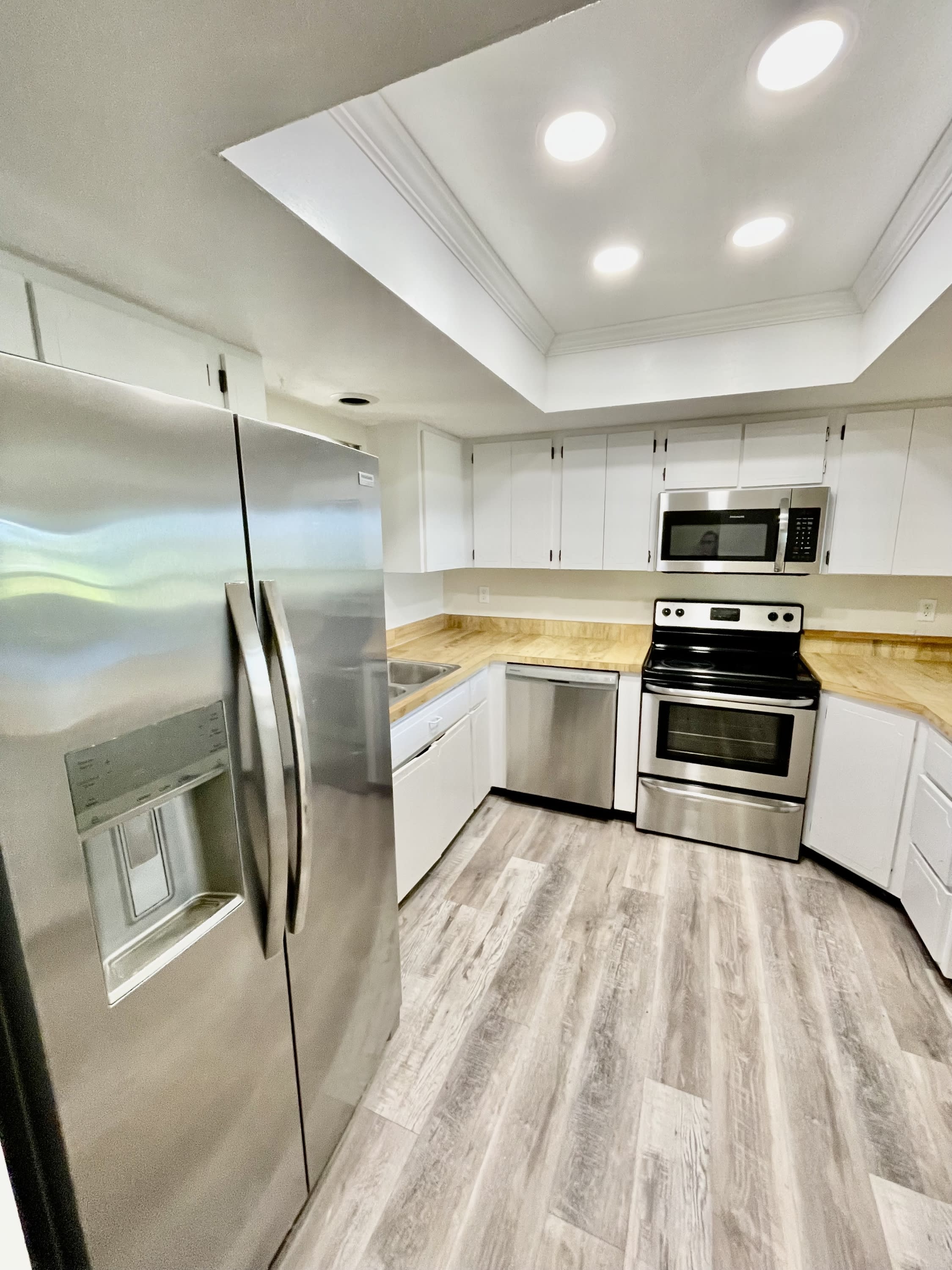 12498 Riverside Drive #205 – photo 4