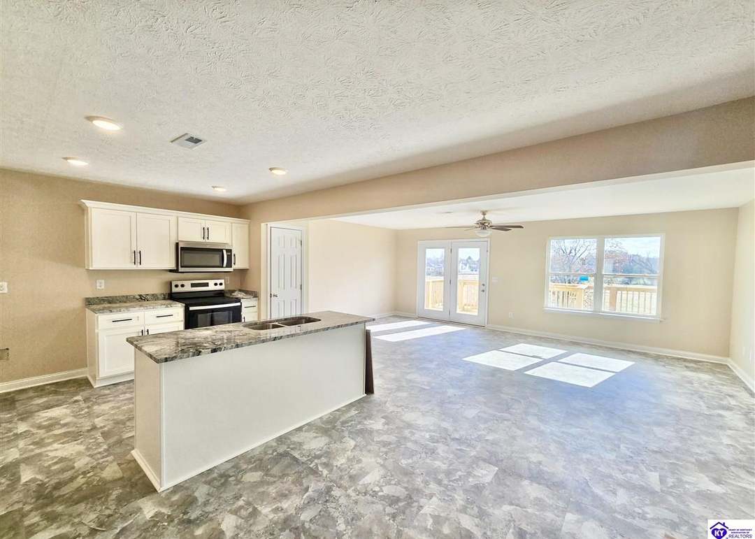 320 Breckinridge Circle – photo 1
