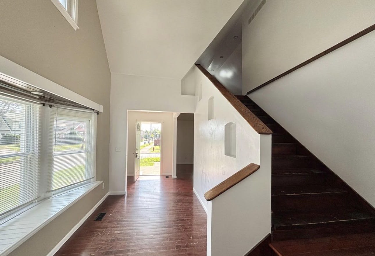 802 Wright Avenue – photo 4