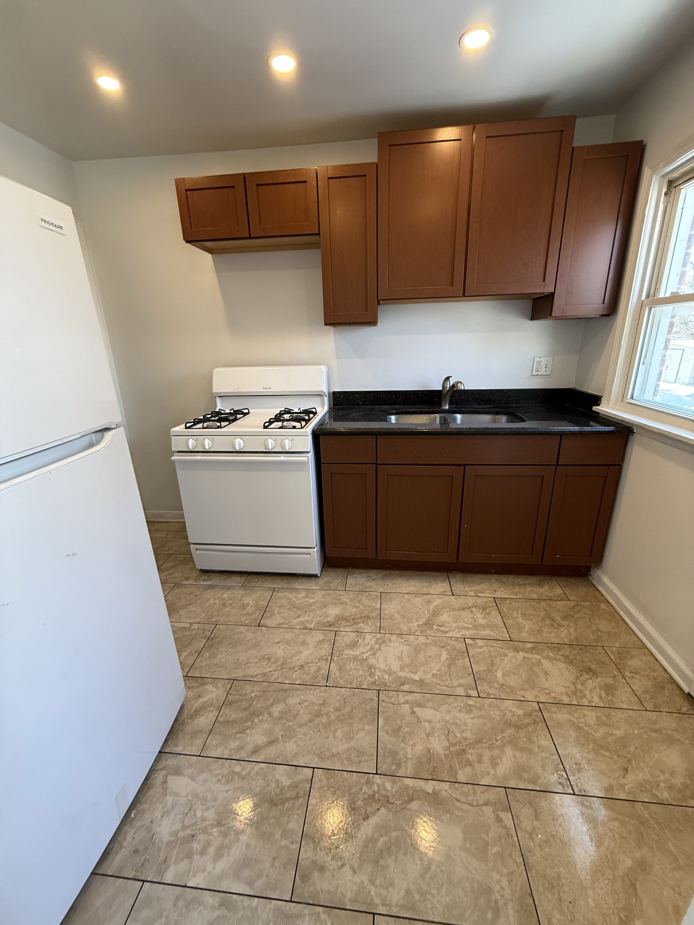 94 Martin Luther King Junior Boulevard South – photo 3