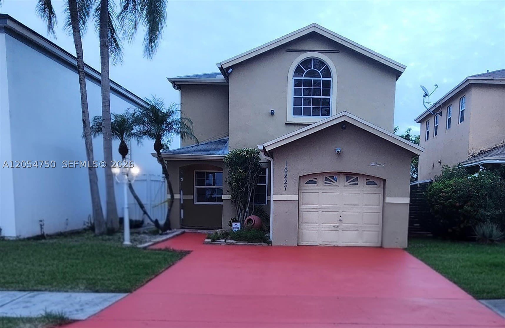 16227 SW 139th Ct – photo 2