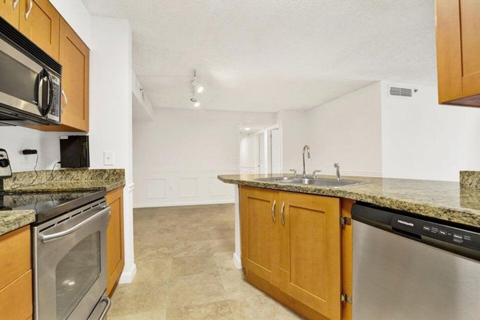 3143 Clint Moore Road 105, Boca Raton, FL 33496 – photo 1