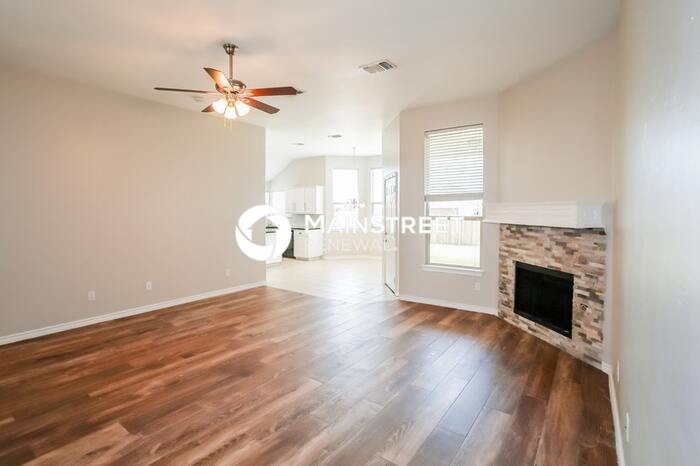 2124 Northwest 157th Terrace – photo 3