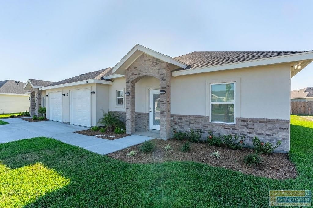 18 N Bay Hill Dr. – photo 3
