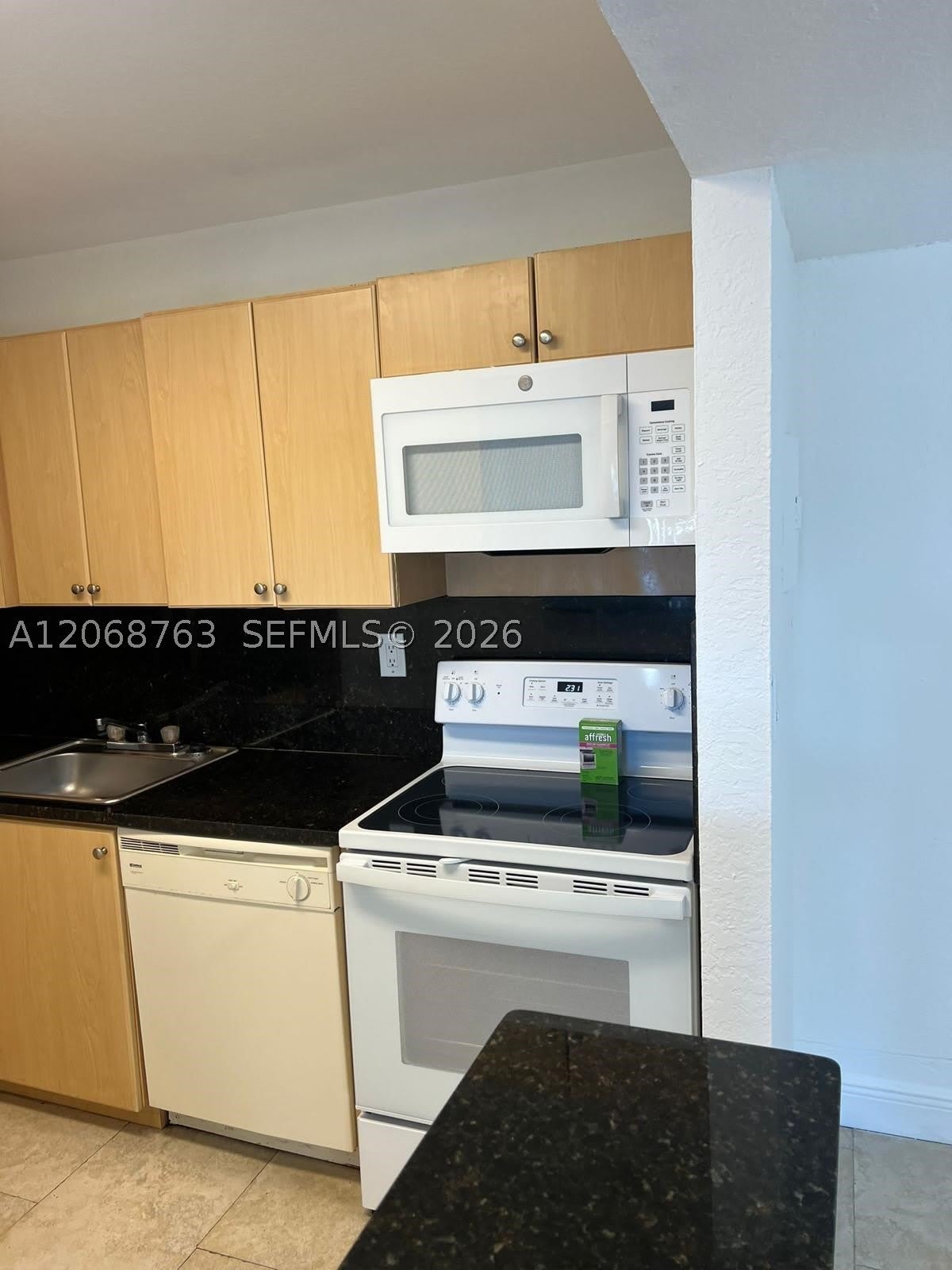 7110 NW 179th St – photo 4