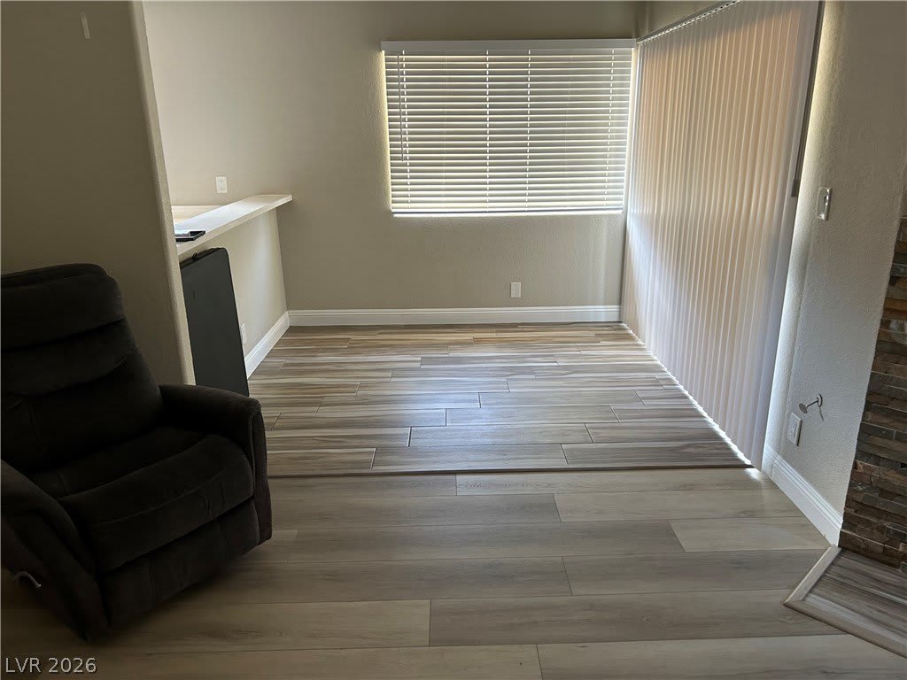 5048 S Rainbow Boulevard – photo 5
