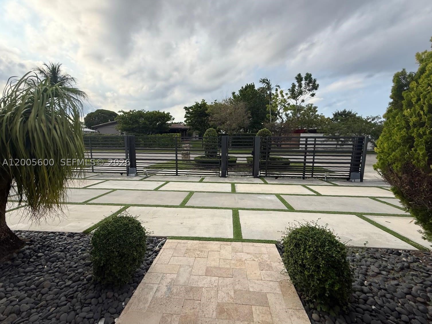 13412 SW 68th Ter – photo 3