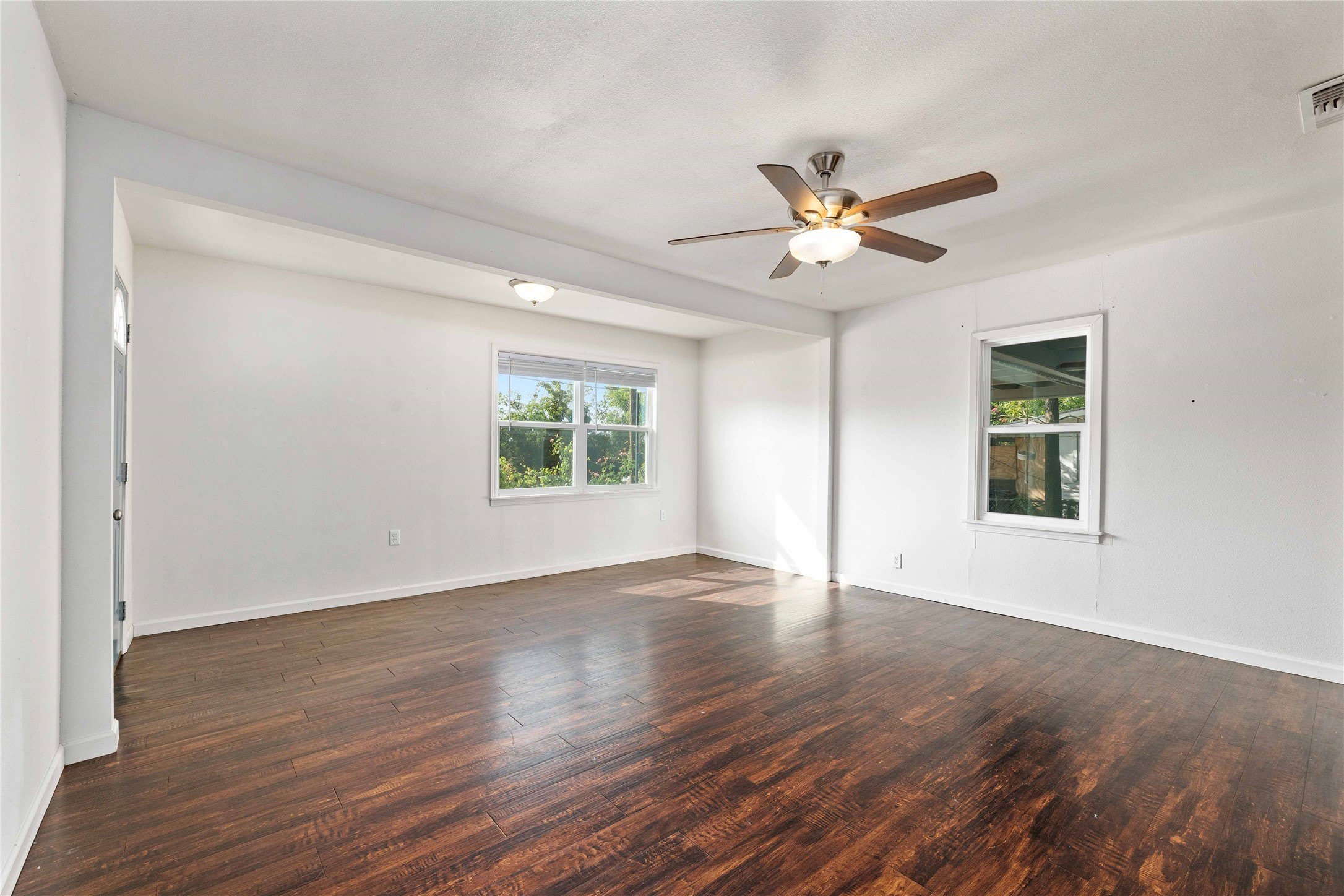 204 Northline Drive – photo 4